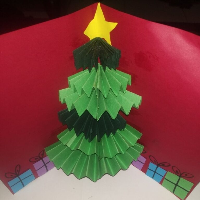 DIY Christmas Pop Up Card - SchoolMyKids